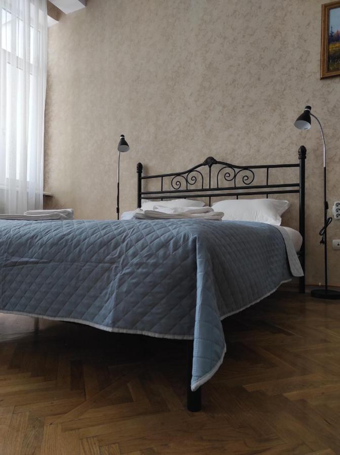 Tranquil Apartment In Vake Тбилиси Екстериор снимка